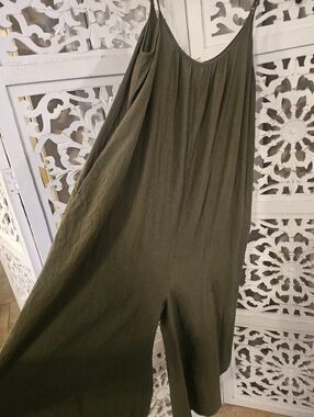 En Creme Romper With Pockets